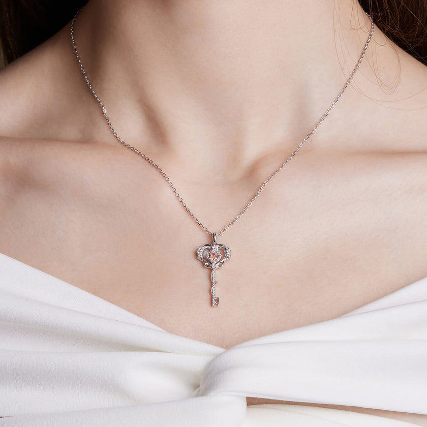 Customized Gift Key 18K Gold Diamond Necklace