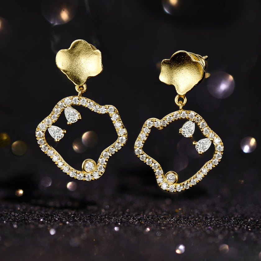 Lettuce Elegance 18K Gold Moissanite Earrings