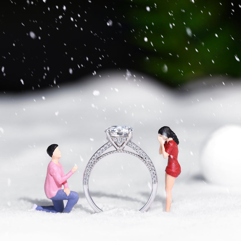 Eternal Spark 18K Gold Diamond Ring