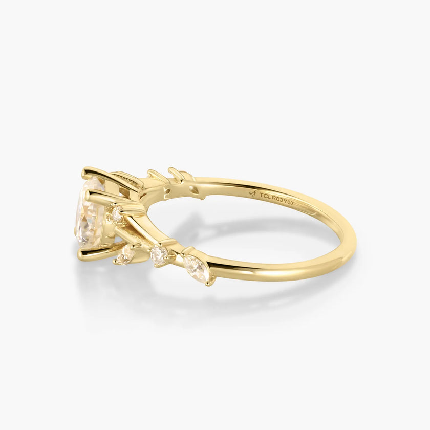 Quince Branch Elegance in Bloom 18K Gold Diamond Ring 3EX Cut D/E/F Color