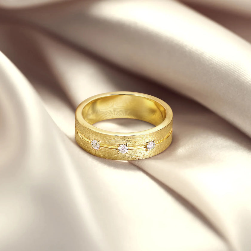 Trinity Connection 18K Gold Wedding Band
