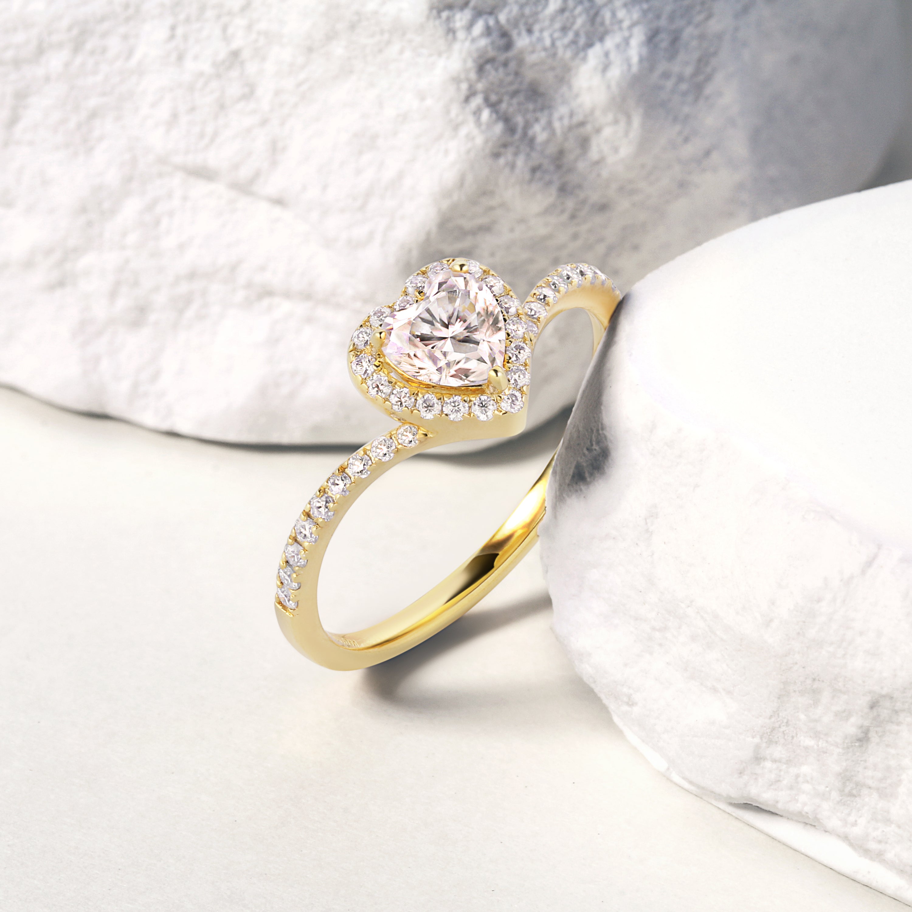 Crowned Heart Majesty 18K Gold Moissanite Ring