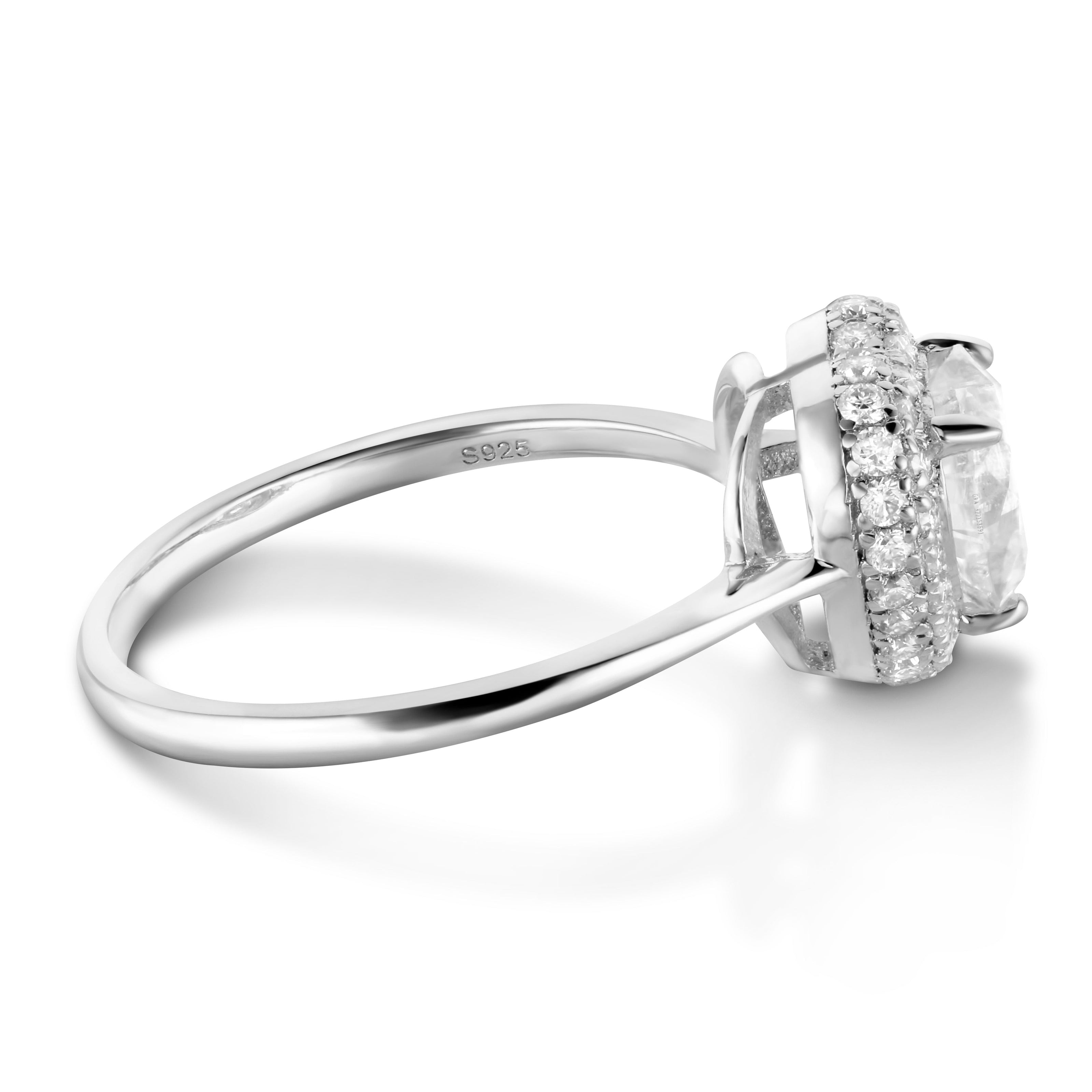 Glowing Embrace 18K Gold Moissanite Ring