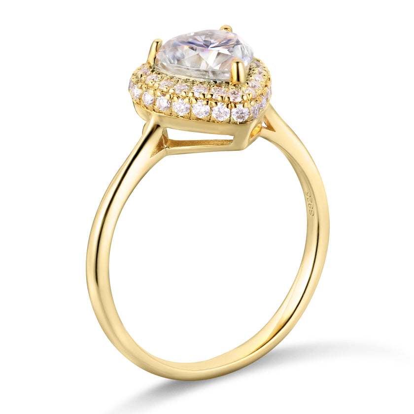 Glowing Embrace 18K Gold Moissanite Ring