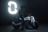 NAXEON I AM. E-Moto